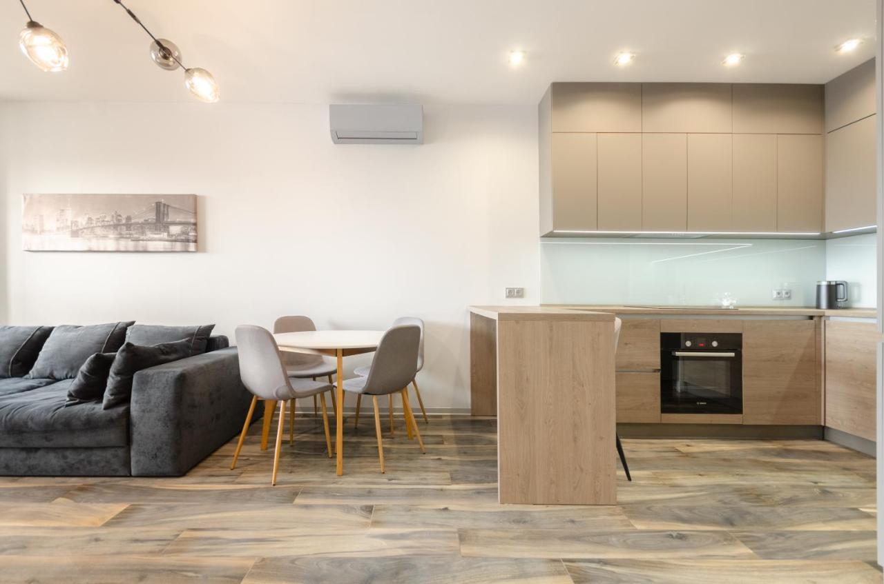 Petrovdom Apartment 77-94-59 In Rc Tetris Hall, Dilova Street 1-2 Kiev Luaran gambar