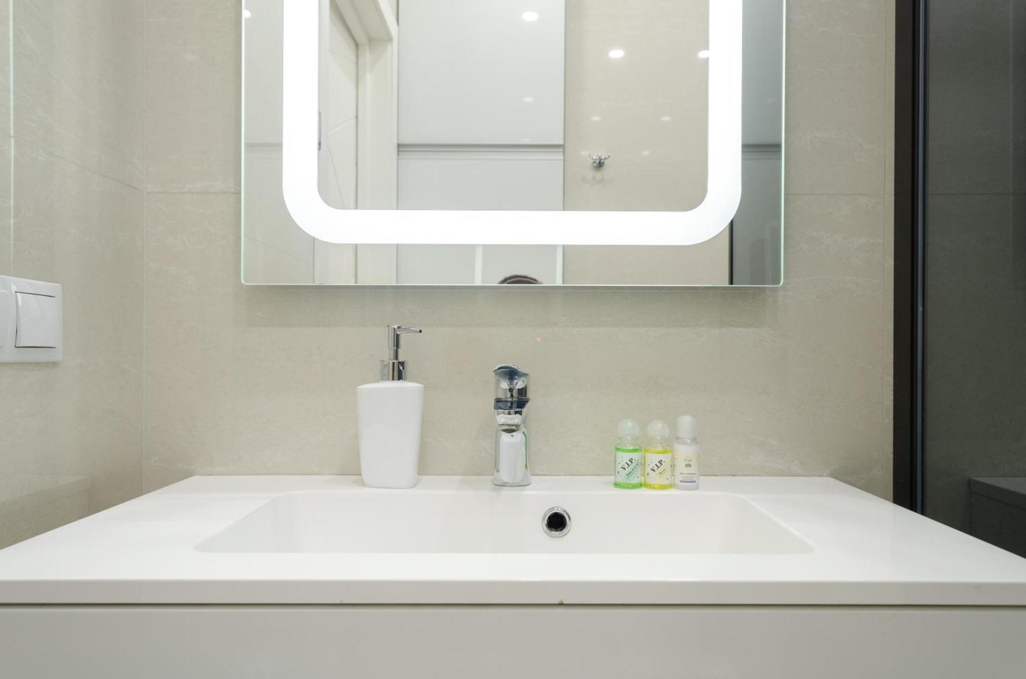 Petrovdom Apartment 77-94-59 In Rc Tetris Hall, Dilova Street 1-2 Kiev Luaran gambar